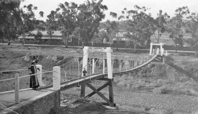 The swing bridge late 1920s